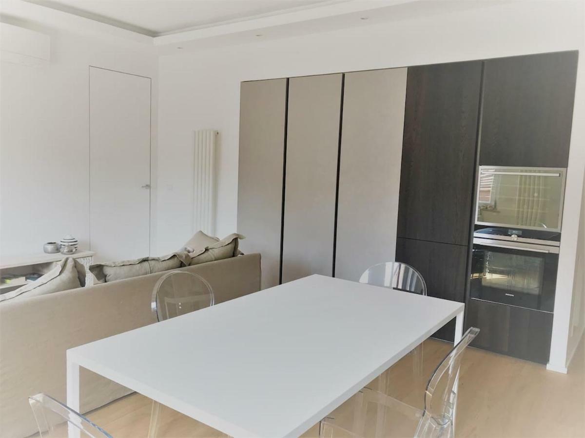 Excelsior 10 - Luxury Apartment Градо Екстериор снимка